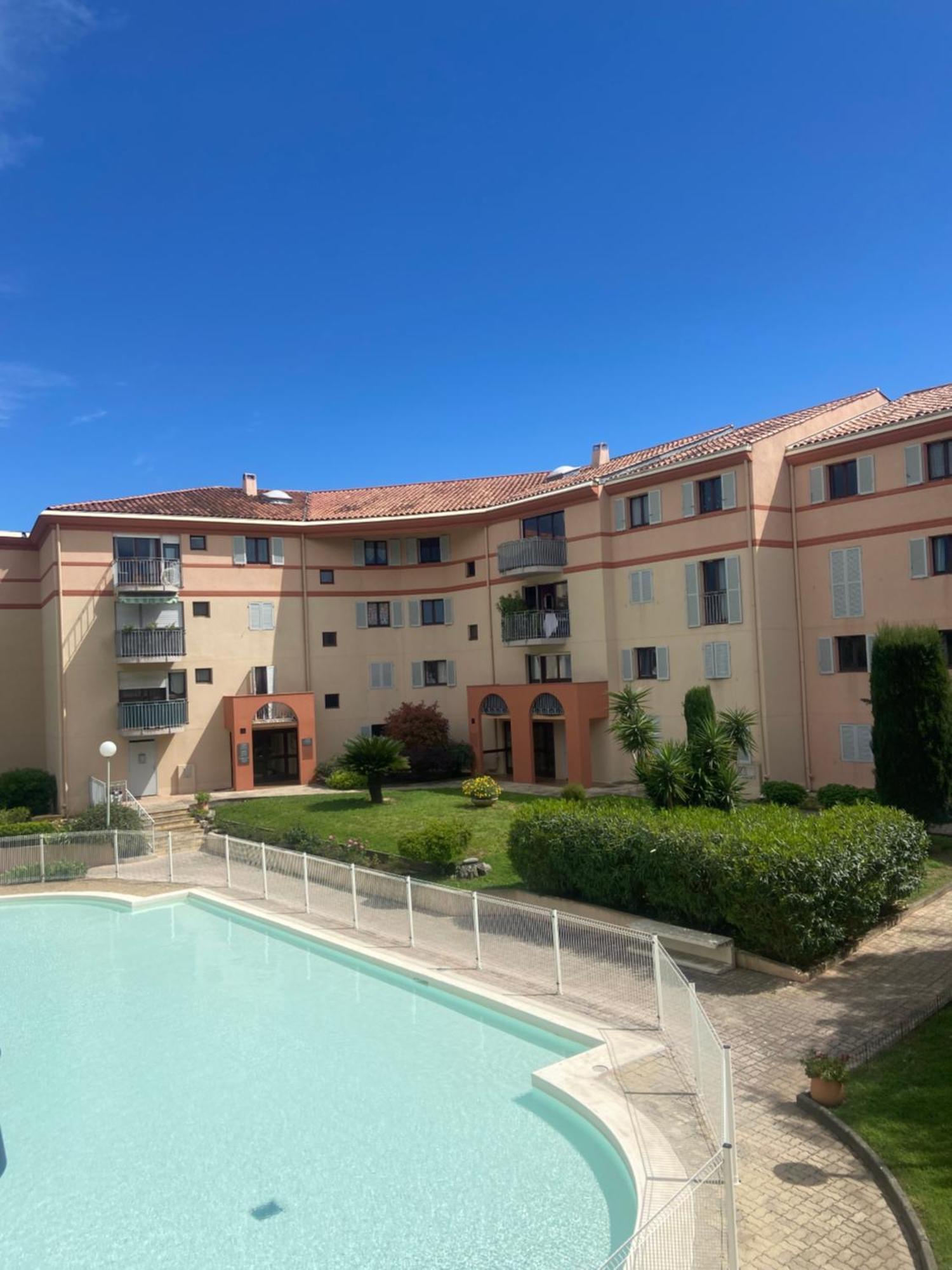 Residence Ste Croix Fréjus Esterno foto